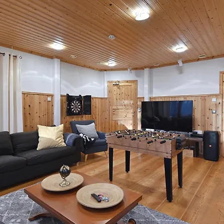 Lucky Incl Wifi, Sauna, Ac, Fire Wood *